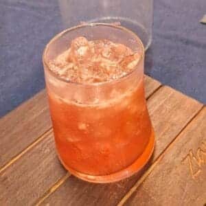 HOJA DE ARCE DE OTOÑO